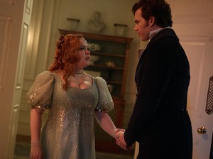 Penelope Makin Cemas di Bridgerton Season 3 Part 2 yang Tayang Hari Ini