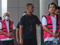 Pakai Rompi Pink, Ini Dia Tampang Tersangka Kasus Korupsi IUP Timah