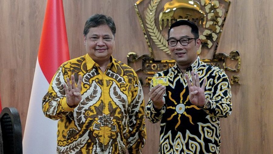 Airlangga Hartarto dan Ridwan Kami. (Instagram/airlanggahartarto_official)