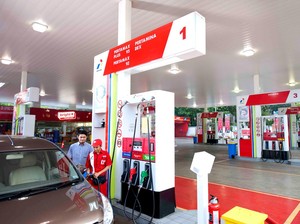 Viral Petugas SPBU Terseret Mobil Gegara Pengemudi Ogah Bayar, Ini Respons Pertamina