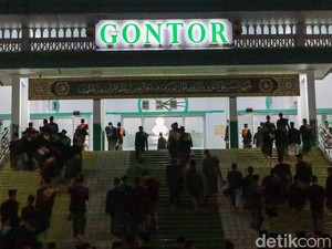 Pondok Gontor Rayakan Idul Adha Minggu 16 Juni 2024