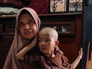 Kisah Ubay yang Tak Bisa Bicara dan Berjalan, Hidup Diasuh Nenek