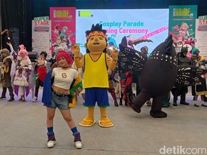 Parade Cosplay Buka Hari Pertama Indonesia Anime Con 2024!