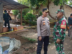 Terduga Teroris di Karawang Berprofesi Tukang Bubur, Baru Ngontrak 1 Bulan