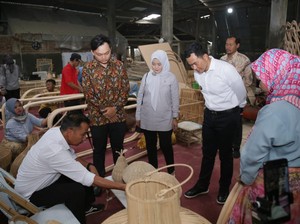 Siasat Pemkab Cirebon Tingkatkan Ekspor Kerajinan Rotan