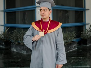 Anggota Polri Jadi Wisudawan Terbaik Pascasarjana Universitas Paramadina