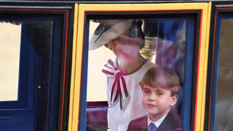 Britain's Catherine, Princess of Wales, attends the Trooping the Colour parade to honour Britain's King Charles on his official birthday in London, Britain, June 15, 2024. REUTERS/Hollie Adams     TPX IMAGES OF THE DAY