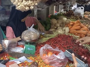 Harga Cabai Rawit di Pasar Bangka Tembus Rp 100 Ribu