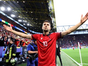 Gol Cepat Nedim Bajrami yang Bersejarah
