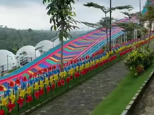 6 Wisata Rainbow Slide Malang Raya: Seru, Cantik, Bikin Tegang