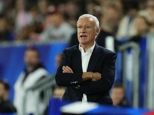 Real Madrid Ditolak Didier Deschamps?