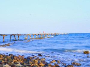 Garis Pantai Bersejarah Olie Pier Belitung Tergerus, Begini Studinya