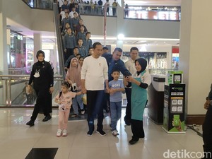 Jokowi Ajak Jan Ethes dan La Lembah Manah Ngemal 3 Hari Berturut-turut