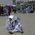 Cuaca Panas Mendidih 'Bakar' Arab, Jemaah Haji Meninggal Tembus 1.000
