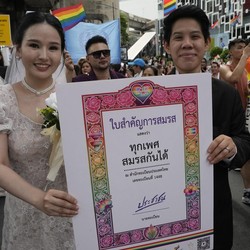 Ratusan Pasangan Sesama Jenis Menikah di Thailand, Rayakan UU Baru