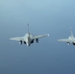 Panas! Jet Tempur AS-Kanada Hadang Pesawat Bomber Rusia-China
