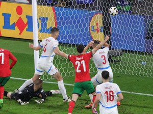 Portugal Vs Republik Ceko: Dramatis! Selecao das Quinas Menang 2-1