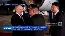 Putin Tiba di Korut, Disambut Karpet Merah & Peluk Hangat Kim Jong Un
