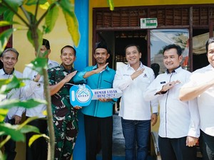 Bupati Karawang Resmikan Bantuan Rumah Layak Huni di Kecamatan Pedes
