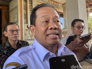 Pj Gubernur Bali Minta Orang Asing Jadi Pemandu Wisata Ditindak