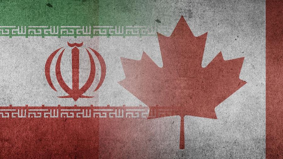 Foto kolase bendera negara Iran dan Kanada. (Dok. PIxabay)