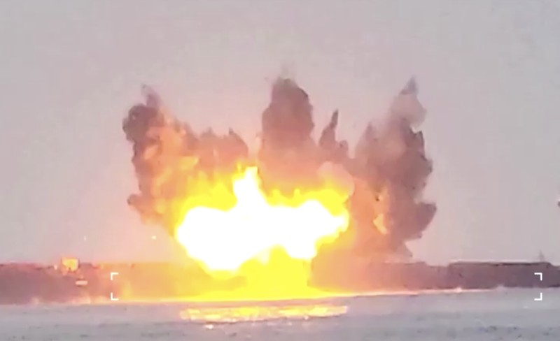 Kelompok Houthi Yaman serang kapal pengangkut batubara Tutor milik Yunani di Laut Merah. (REUTERS)