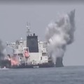 Timur Tengah Makin Panas, Houthi Gandeng Irak Bom Kapal di Laut Merah