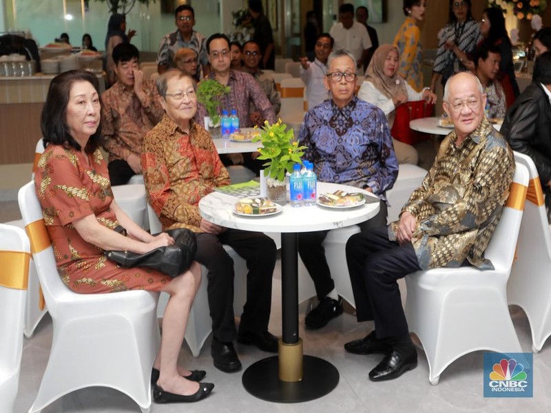 Penandatanganan Nota Kesepahaman dan Perjanjian Kerjasama antara PT.Bayan Resources, Tbk dengan doctorSHARE. (CNBC Indonesia/Muhammad Sabki) Penandatanganan Nota Kesepahaman dan Perjanjian Kerjasama antara PT.Bayan Resources, Tbk dengan doctorSHARE. (CNBC Indonesia/Muhammad Sabki)