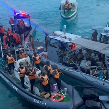 LCS Makin Panas! Saling Tabrak-Baku Pukul Militer China & Filipina