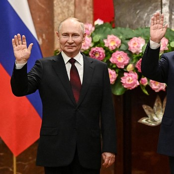 Gaya Putin Kunjungi Tetangga RI Vietnam, Beri Pujian Setinggi Langit