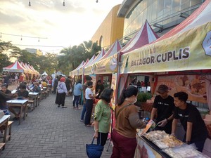 Kuliner Legandaris Tersaji di Bazar Tjap Legenda The Park Mall Solo Baru