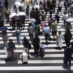 Krisis Jepang Kian Dalam, Populasi Terjun Bebas-Anak Muda Ogah Menikah