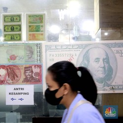 Tunggu Data Ekonomi Penting, Rupiah Menguat Lawan Dolar AS