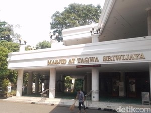 Masjid At Taqwa Sriwijaya, walaupun Tua tapi Tak Ketinggalan Zaman