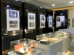 Merawat Jejak Bung Karno di Jatim Lewat Pameran Foto dan Karya