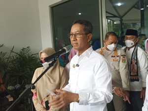 Pekerja di Jakarta Terbanyak Kena PHK, Heru Budi: Tak Murni Semua Warga DKI