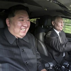 Hubungan Putin-Kim Jong Un Bikin Xi Jinping 'Cemburu', China Khawatir