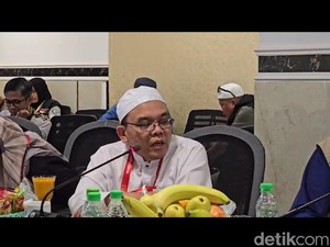 Timwas DPR Tanya Kemenag: Katanya Pembagian Kuota Haji Ada Mainannya?