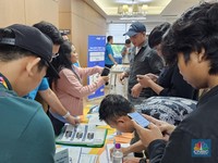 Alasan Pekerja Migran RI Pilih Simpan Uang di Livin' by Mandiri