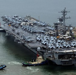 Duh! Kapal Induk Nuklir AS Tiba di Korea Usai Putin Temui Kim Jong Un