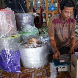 UMK Martapura Sukses Perluas Usaha Berkat Program Desa Berdaya PLN