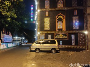 Banner Tolak Ponpes di Sidoarjo Buntut Dugaan Pencabulan Dicopot