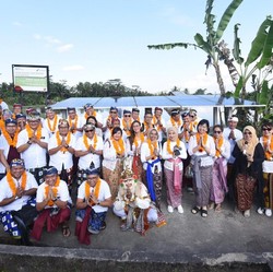 Dirut Pertamina Ajak Pemred Media Lihat Desa Keliki. Ada Apa?
