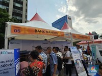 Transfer Valas Lewat Livin' by Mandiri Lebih Murah, Begini Caranya