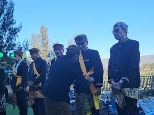 Kapolres Probolinggo Dikukuhkan Jadi Warga Kehormatan Suku Tengger