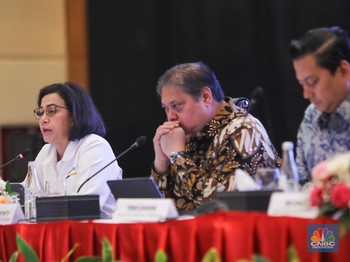 Dolar Rp16.435, Jawaban Sri Mulyani & Kubu Prabowo Tak Puaskan Pasar?