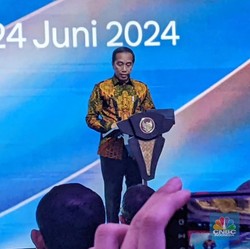 Cerita Jokowi Kaget dan Heran Perizinan Event di RI Ruwet: Lemes Saya