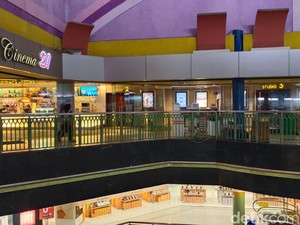 Manajemen Bantah Internasional Plaza Kolaps, Siap Tampung Tenant Baru