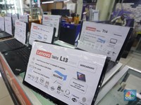 Monitor Komputer 45 Inci Ini Fleksibel Hingga Bisa Ditekuk