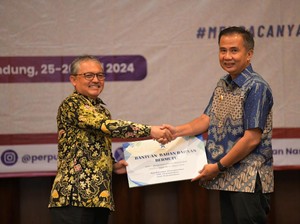 Pj Gubernur Apresiasi Perpusnas Beri 726.000 Buku untuk 726 Desa di Jabar